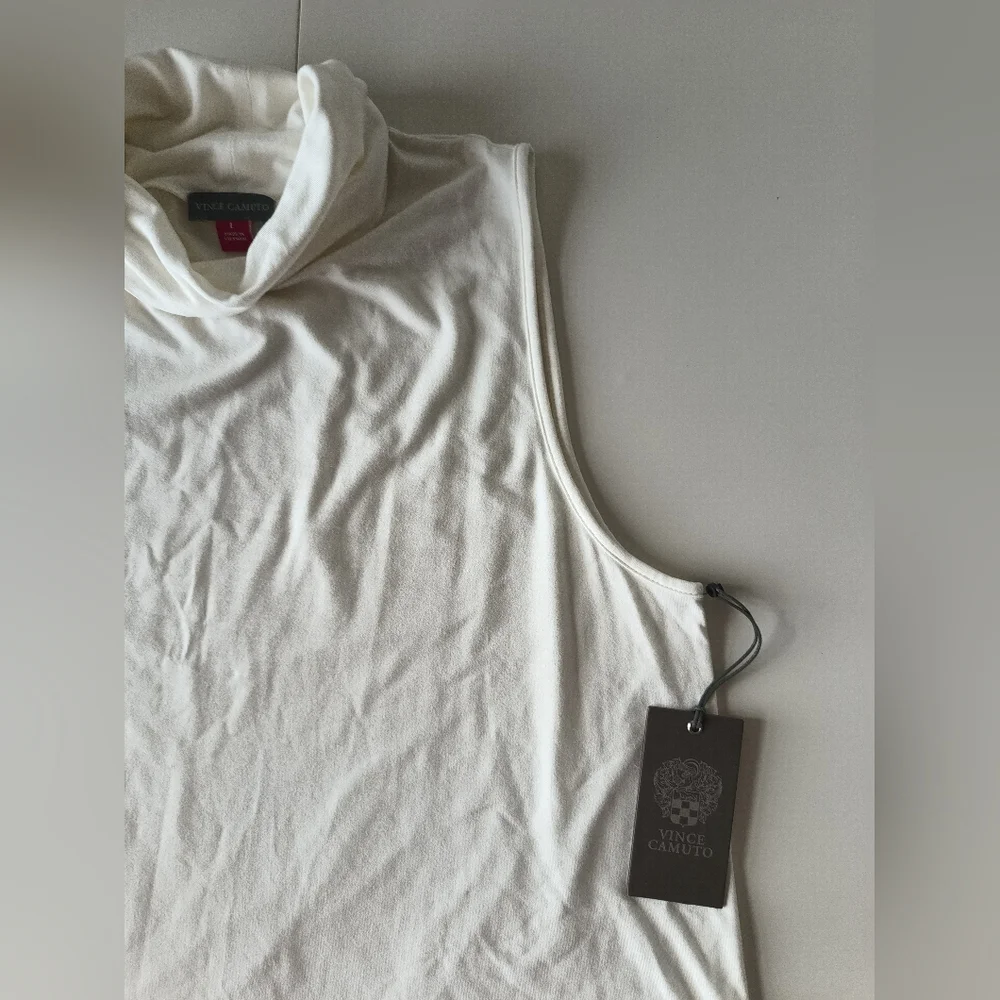 NWT Vince Camuto sleeveless turtleneck top in Buttercream, Size L - Picture 3 of 11